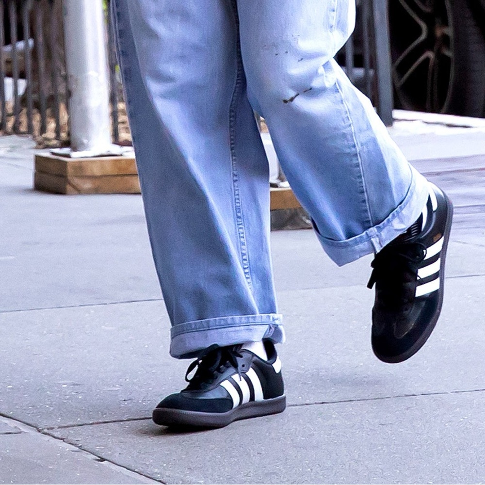 Adidas Samba Women’s 7.5/Men’s 6.5